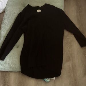 Universal Thread Women's Classic Black Sweater